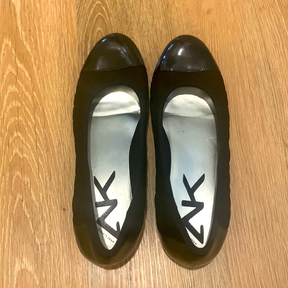Black flats, size 9.5 hardly worn.